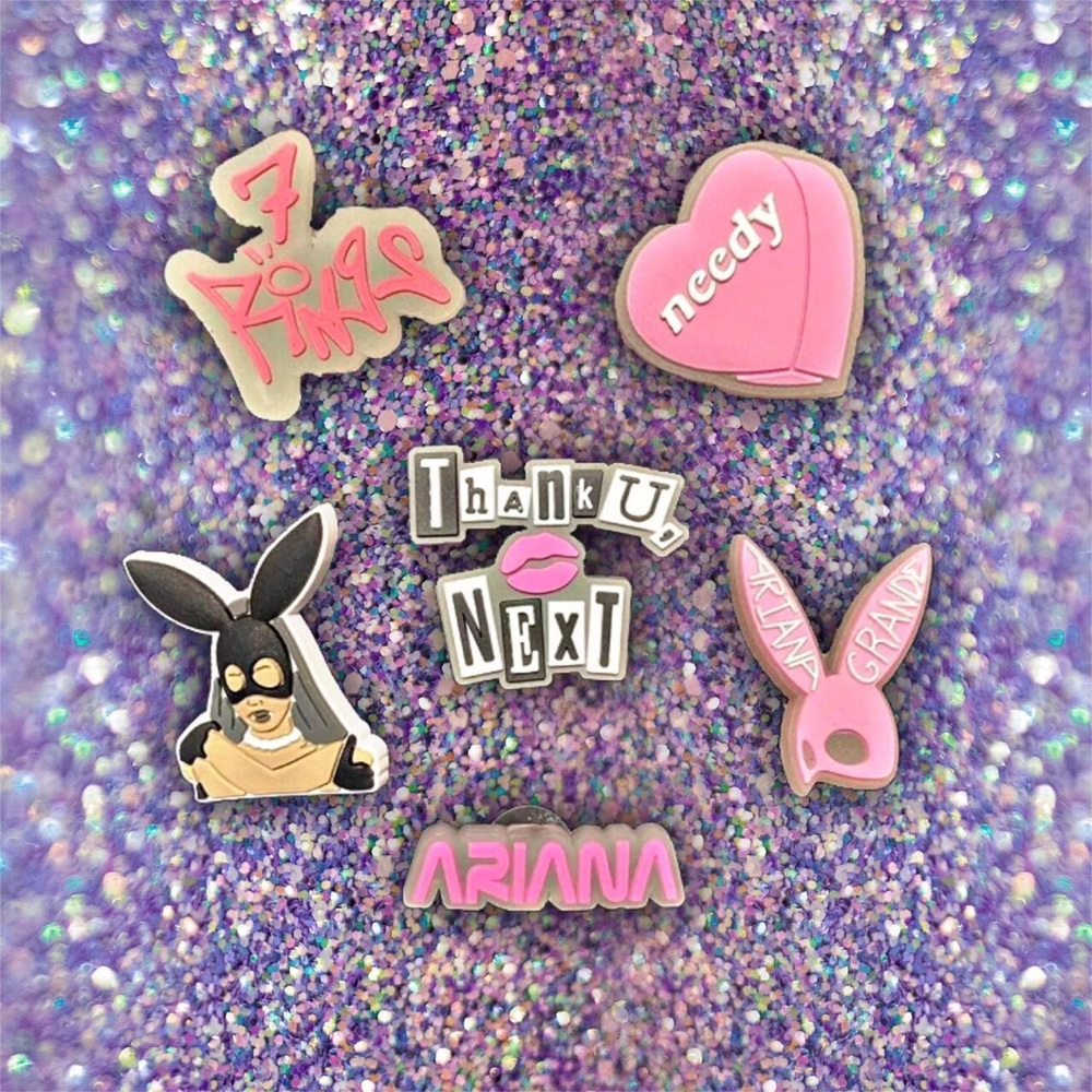 6Pc Ariana Grande Croc Charm Set